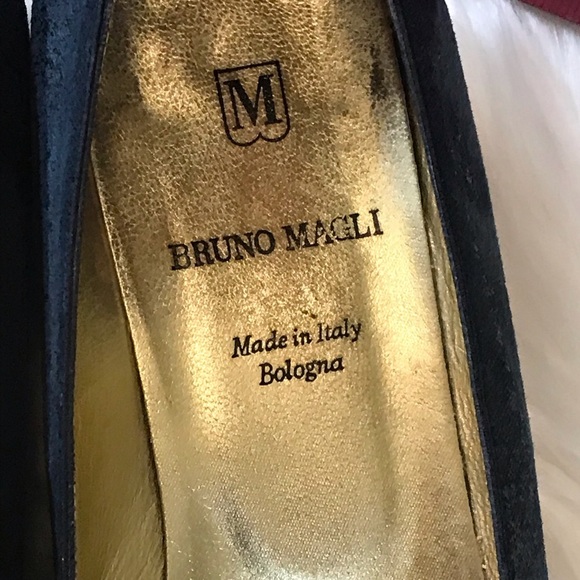 Vintage Bruno Magli 2” Navy Sparkle Heels - Picture 4 of 8